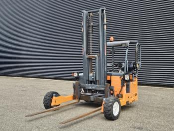 MOFFETT M4 25.3 / TRUCK-MOUNTED FORKLIFT / 2500KG